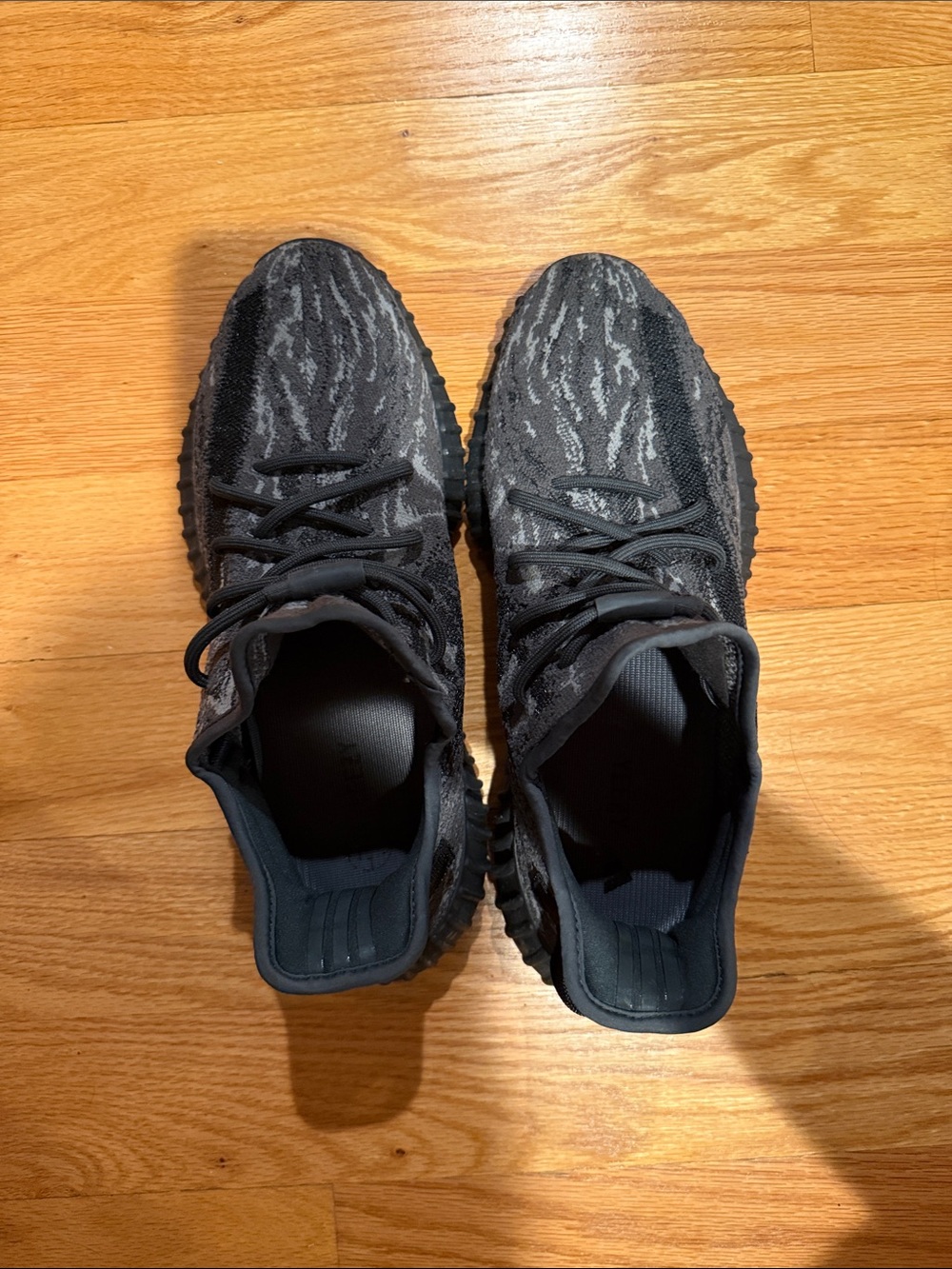 Adidas Yeezy MX dark salt